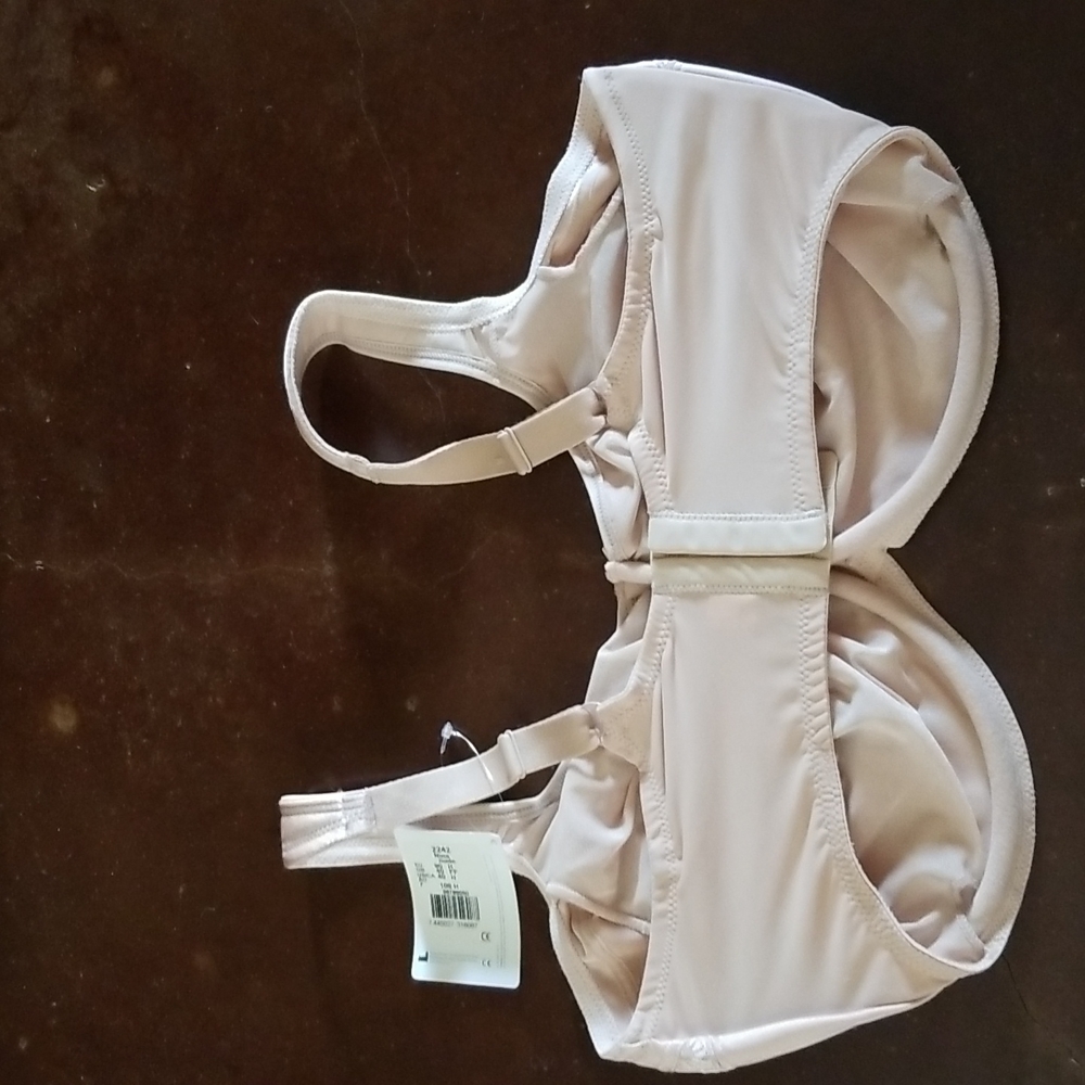 Amoena Nina 2242 mastectomy bra with underwire 40H - Picture 3 of 5